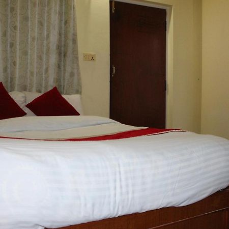 Hotel Snow Leopard Pokhara Ngoại thất bức ảnh