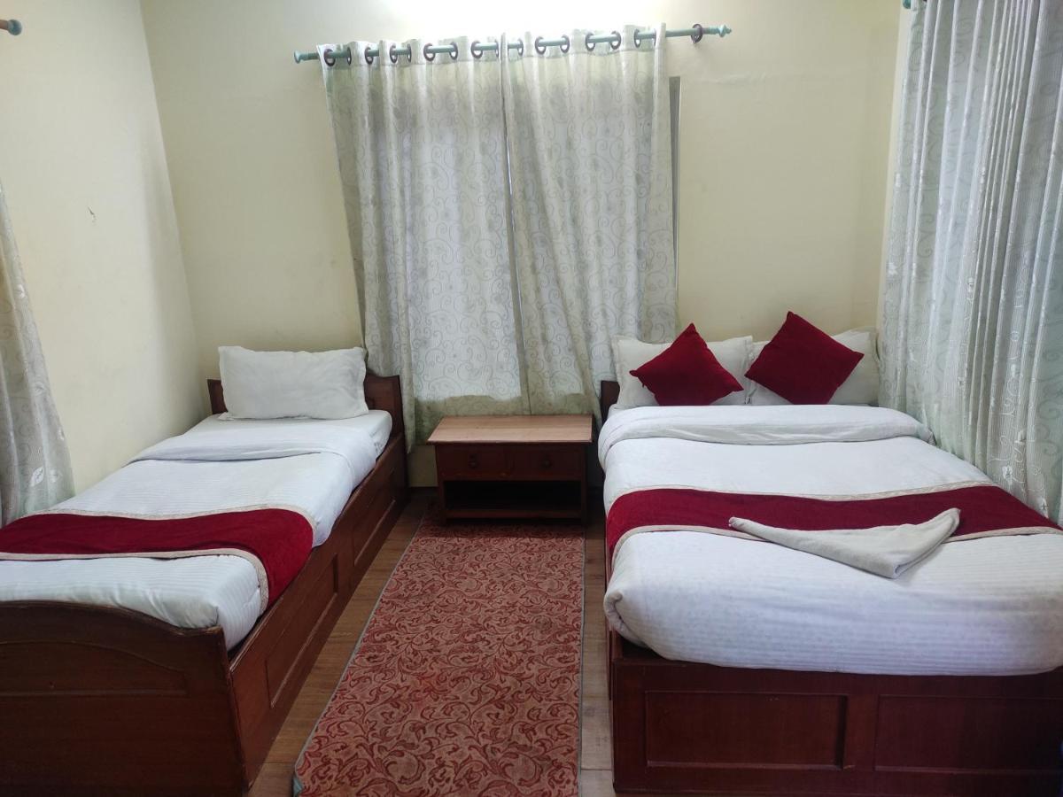 Hotel Snow Leopard Pokhara Ngoại thất bức ảnh